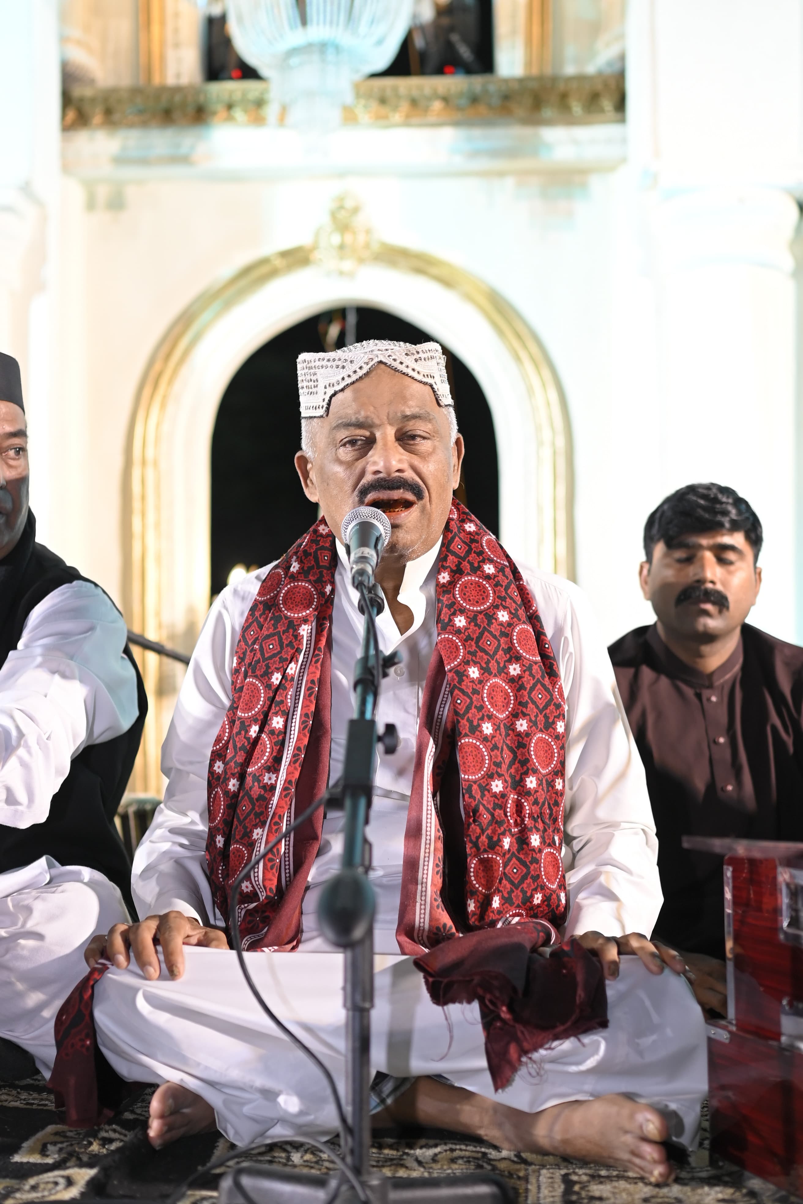 A Qawwal singing passionately in an embroidered shawl at SMASH FEST Season 2